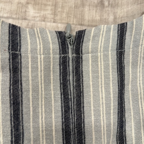 BCBGMAXAZRIA Striped Sleeveless Romper - Picture 5 of 5